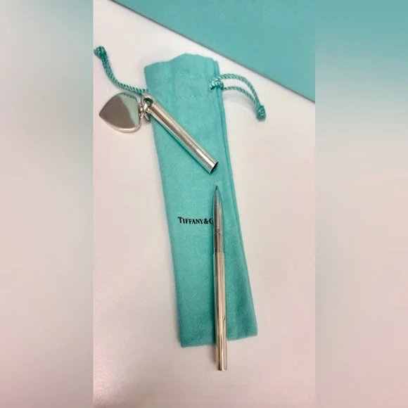 Tiffany & Co. Vintage Sterling Silver 925 Dangling Heart Charm - Picture 2 of 2